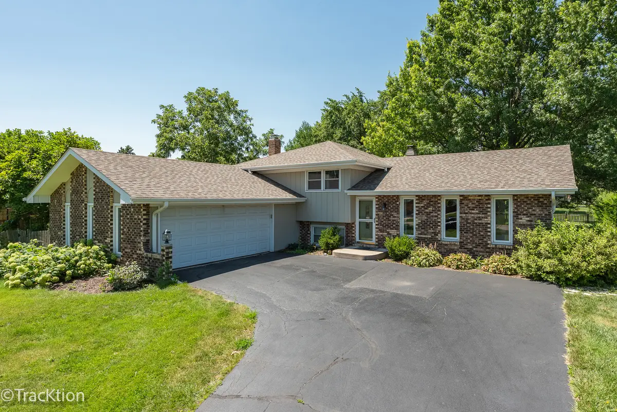 11S560 Whittington Lane, Naperville, IL 60564 - #1