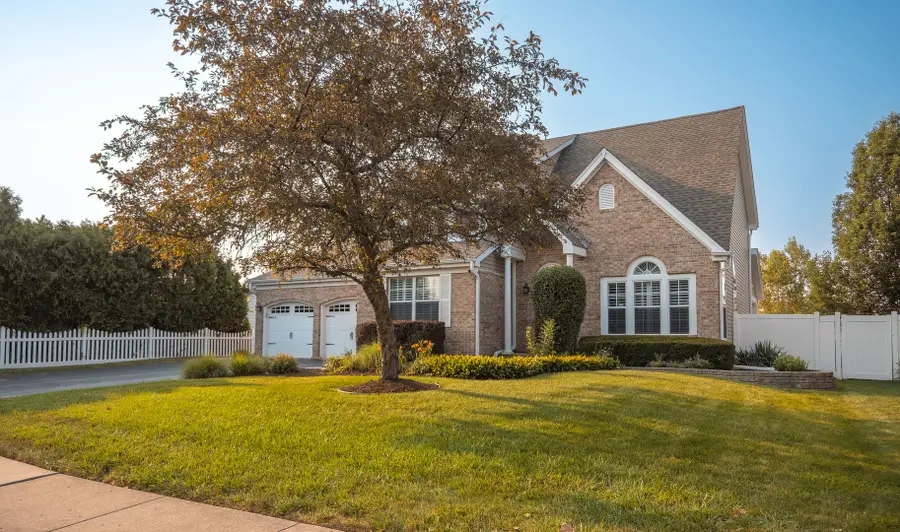 604 Foster Avenue, Bartlett, IL 60103 - #3