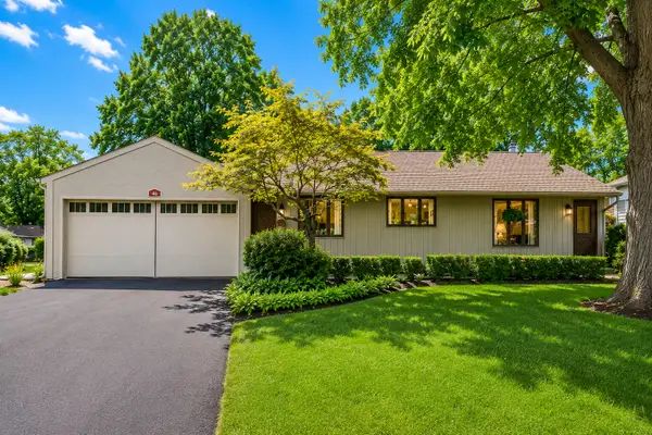 46 Golfview Road, Lake Zurich, IL 60047