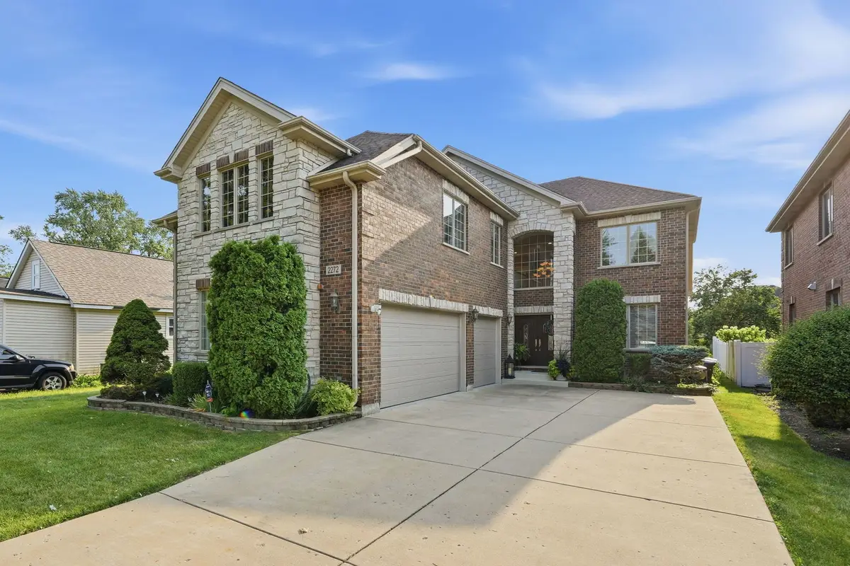 2272 Eastview Drive, Des Plaines, IL 60016 - #1