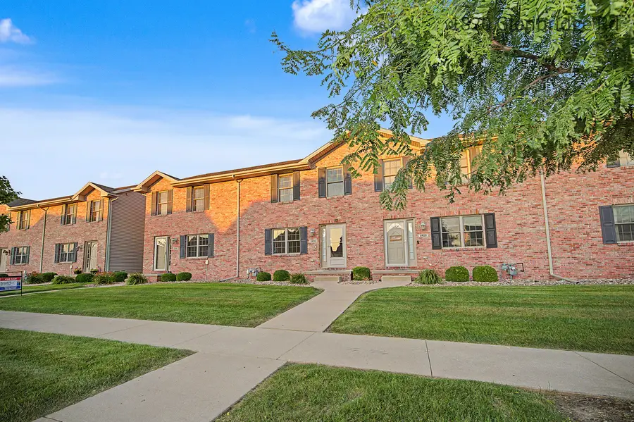 1820 Glenbridge Road, Bloomington, IL 61704 - #2