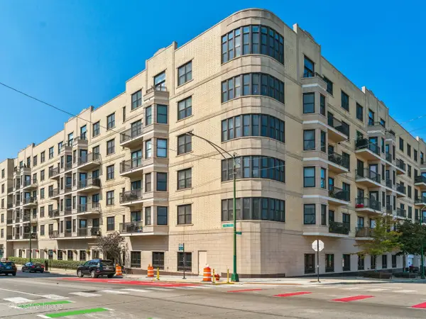 520 N Halsted Street #400, Chicago, IL 60642