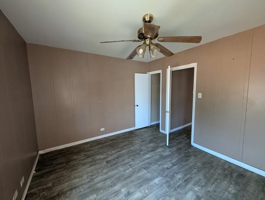 10631 S Calumet Avenue, Chicago, IL 60628 - #3