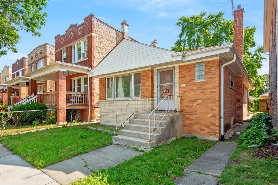 833 N Keeler Avenue, Chicago, IL 60651 - #2