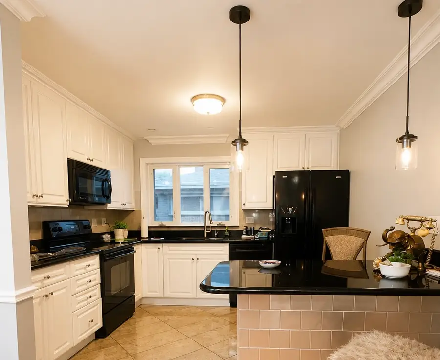 4603 Kolze Avenue, Schiller Park, IL 60176 - #2