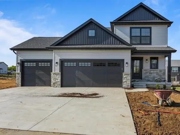709 Wheatley Drive, Mahomet, IL 61853