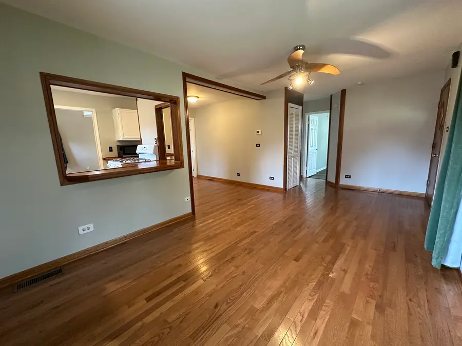 37 S Heather Drive, Crystal Lake, IL 60014 - #3