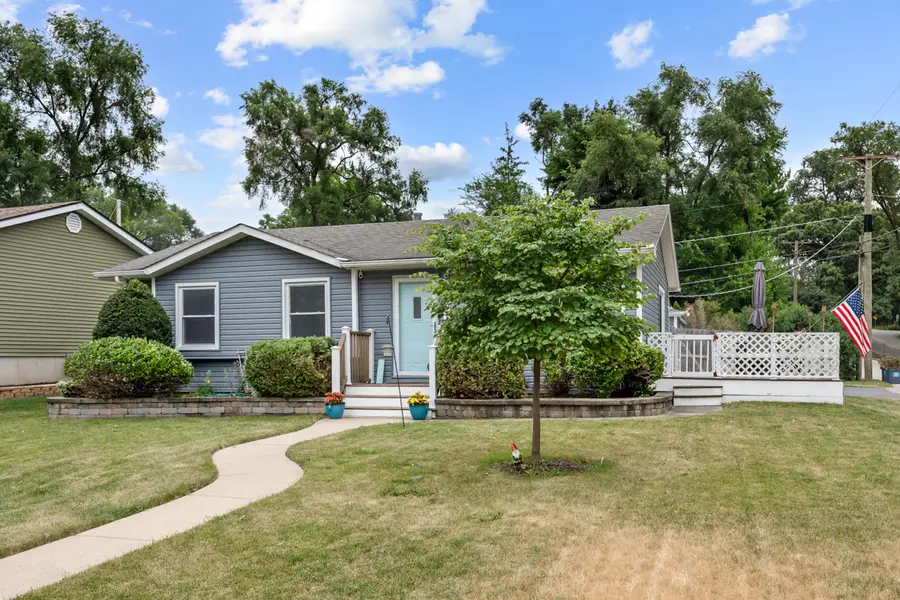 301 Channel Drive, Island Lake, IL 60042 - #2