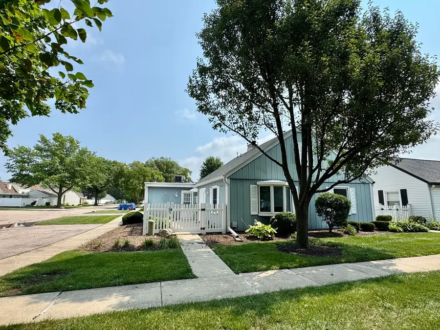 119 Garden Drive, Montgomery, IL 60538 - #2