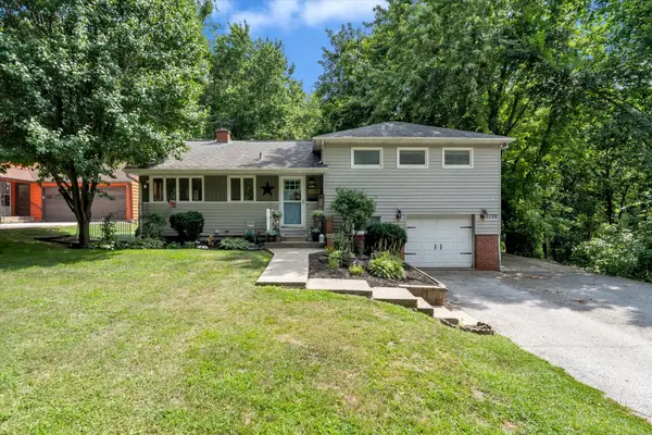 2720 31st Avenue, Rock Island, IL 61201