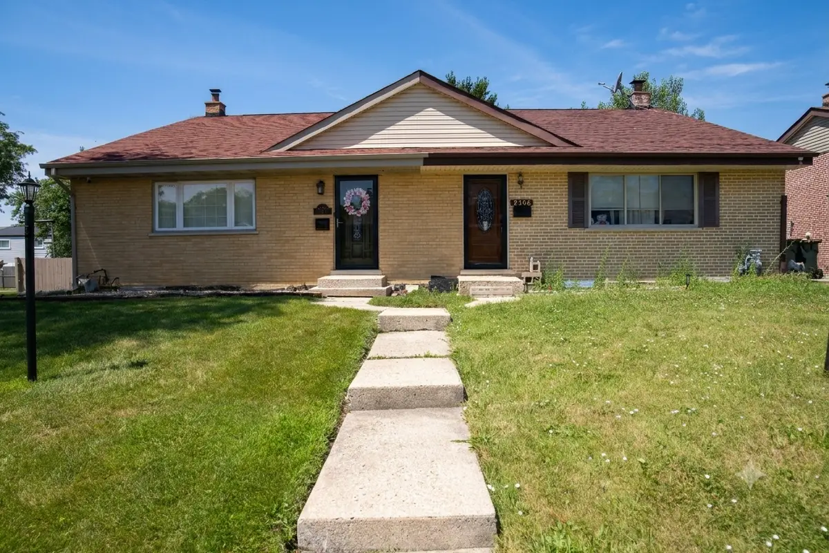9406 N Oak Avenue, Des Plaines, IL 60016 - #1