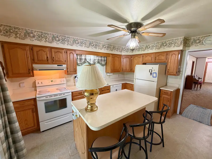 204 Court Street, Streator, IL 61364 - #2