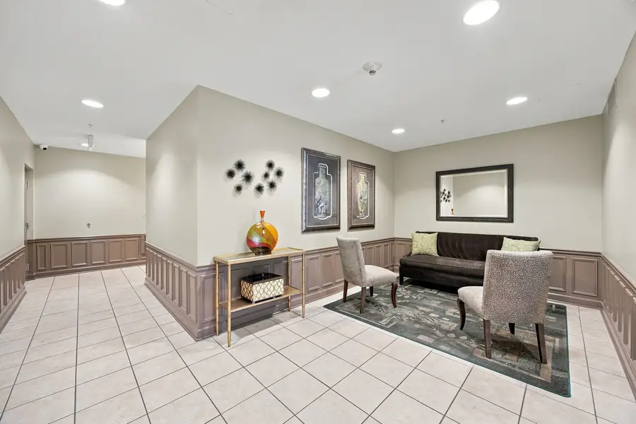 1650 Riverwoods Drive #403, Melrose Park, IL 60160 - #3