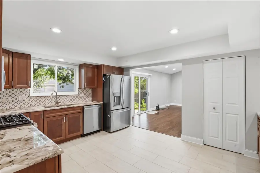 1284 Regent Drive, Mundelein, IL 60060 - #3