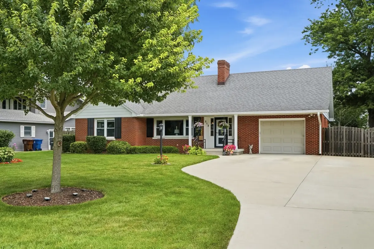 513 N West Street, Peotone, IL 60468 - #1