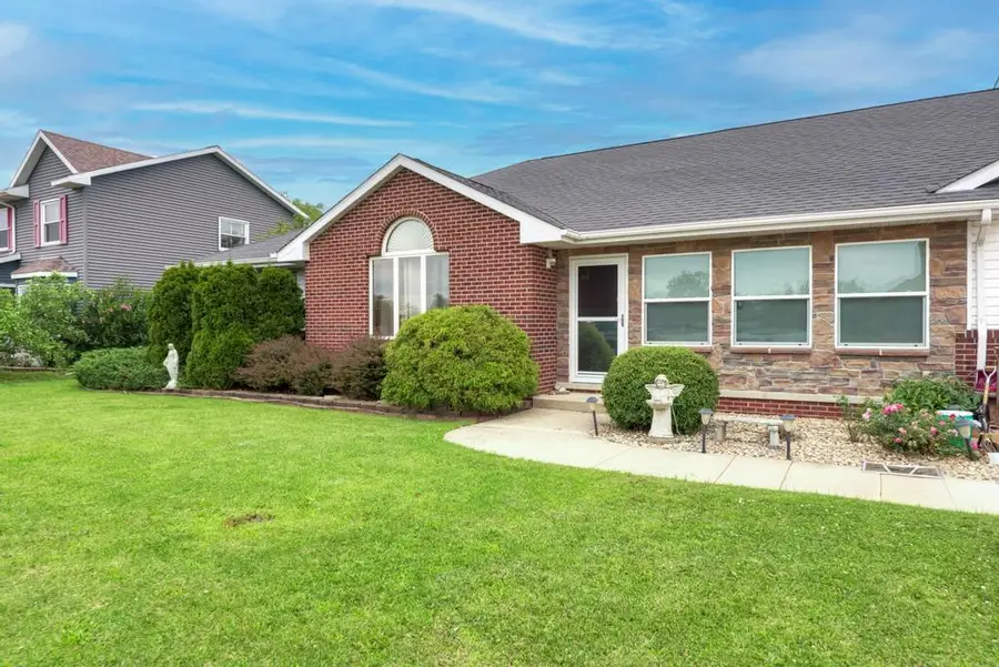 315 Coaler Drive, Coal City, IL 60416 - #2