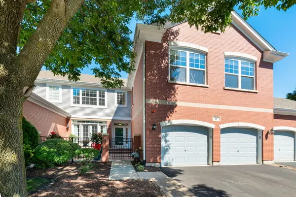 55 Lakebreeze Court, Lake Zurich, IL 60047