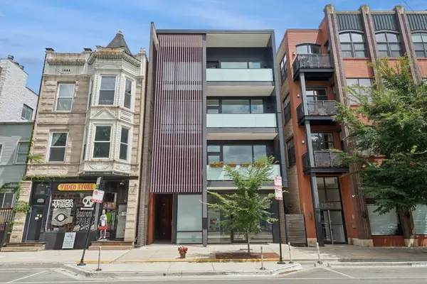 1827 N Milwaukee Avenue #301, Chicago, IL 60647