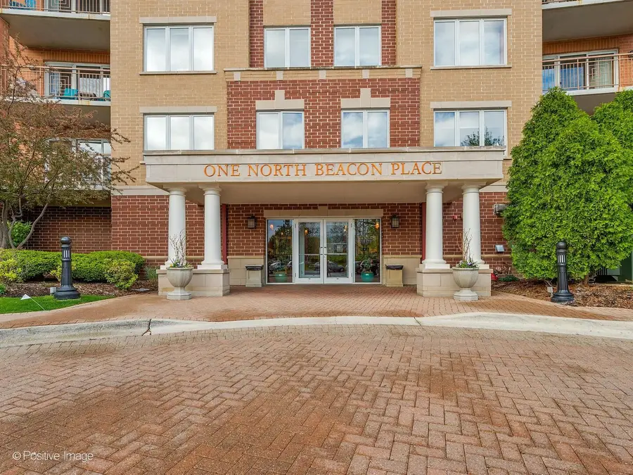1 N Beacon Place #511, La Grange, IL 60525 - #2