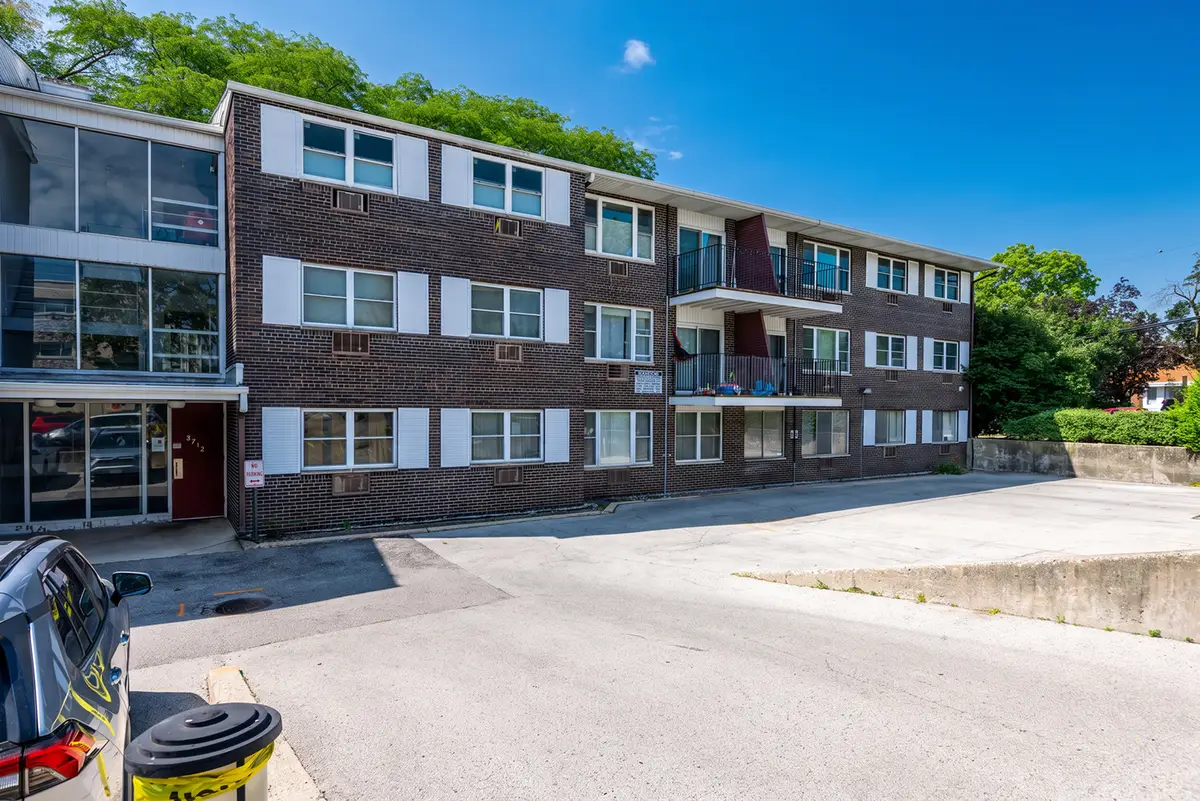 8712 Skokie Boulevard #1IN, Skokie, IL 60077 - #1