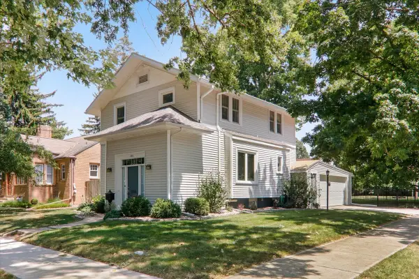 222 S Florence Avenue, Bloomington, IL 61701