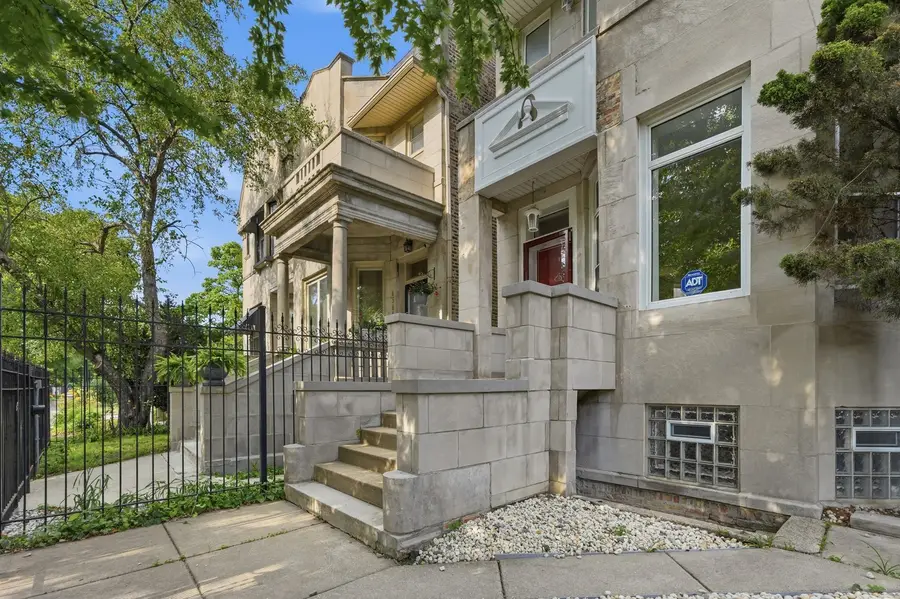 6505 S Woodlawn Avenue, Chicago, IL 60637 - #3