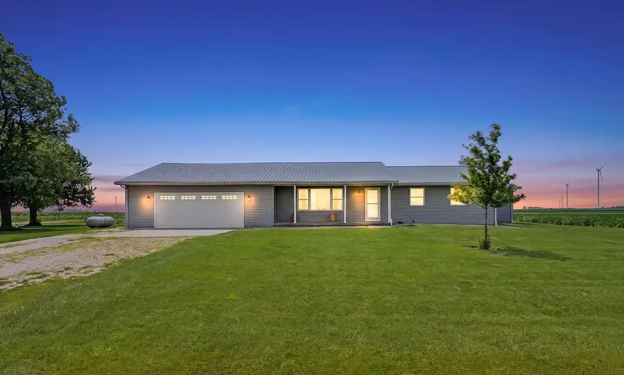 2499 County Road 2600, Penfield, IL 61862 - #2