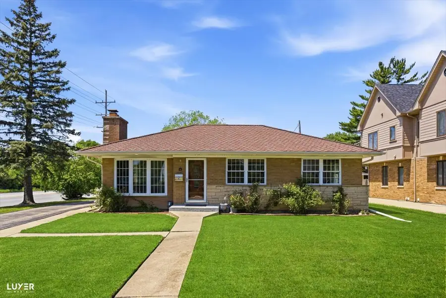 2 Washington Street, Glenview, IL 60025 - #3