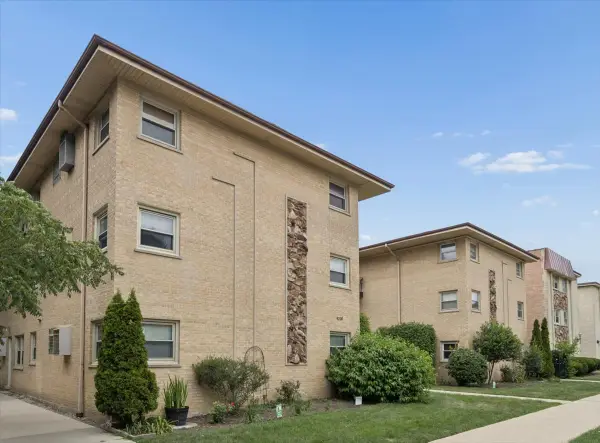 4200 N Keystone Avenue #3B, Chicago, IL 60641