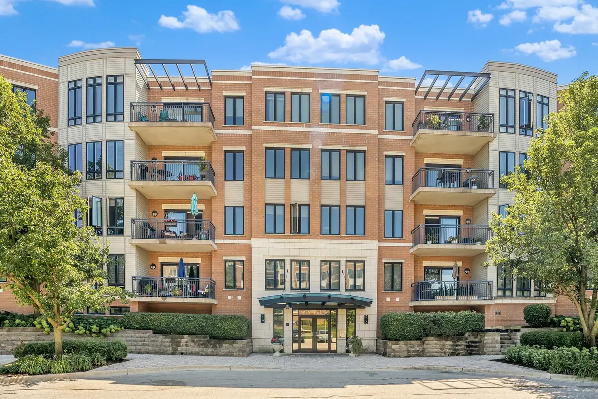 145 S York Street #420, Elmhurst, IL 60126 - #1