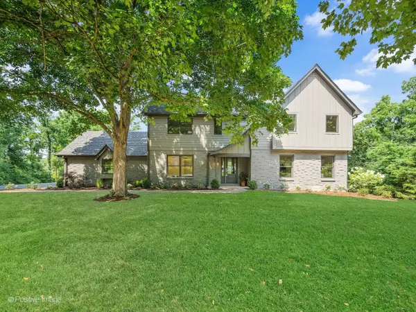 28w600 Indian Knoll Road, West Chicago, IL 60185