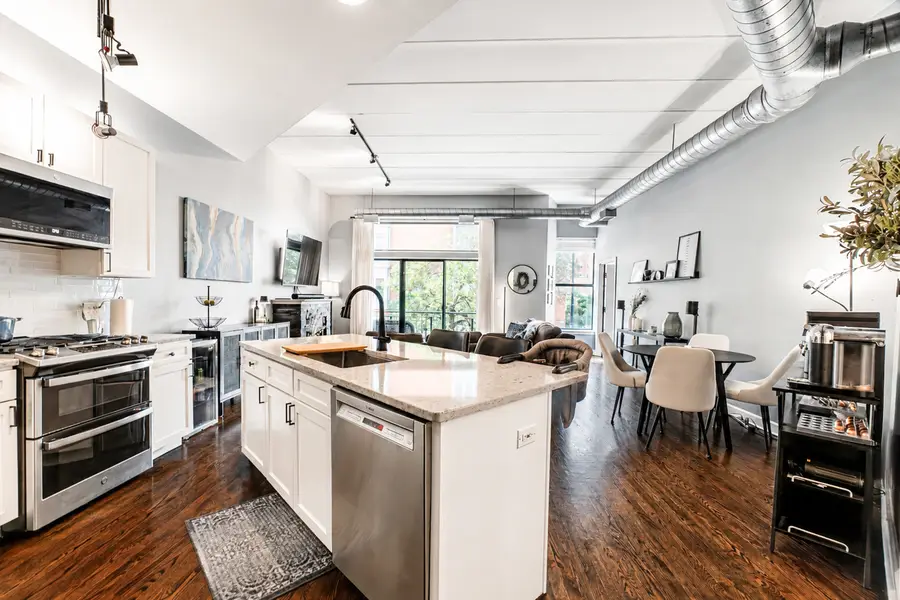 936 W Madison Street #D2, Chicago, IL 60607 - #3