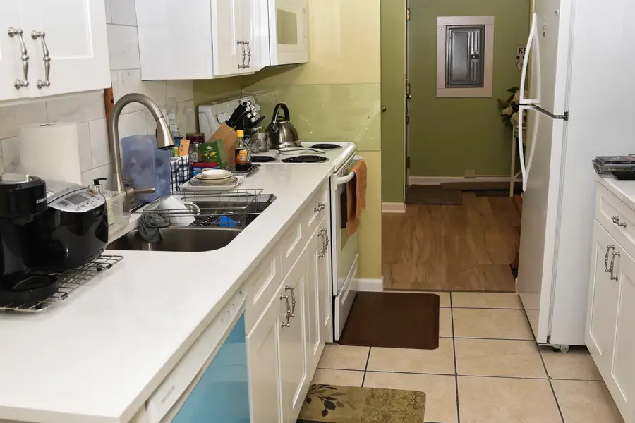 8620 Waukegan Road #105, Morton Grove, IL 60053 - #2