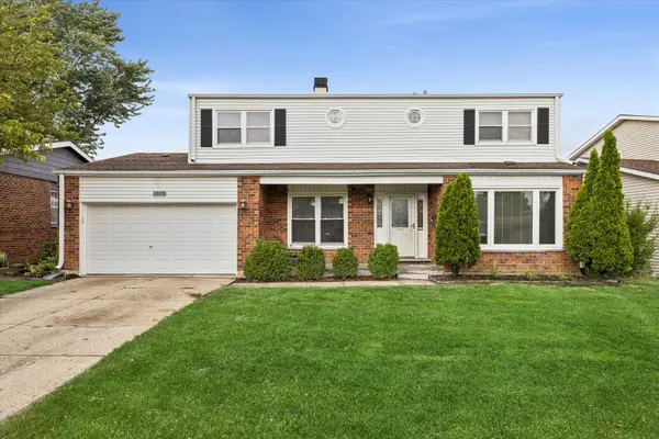 1808 W Pheasant Trail, Mount Prospect, IL 60056