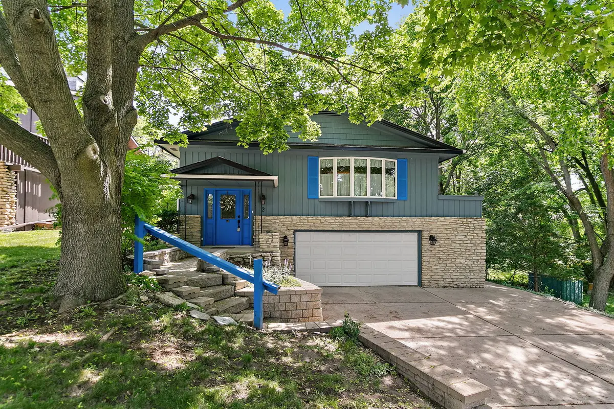2 Summit Avenue, East Dundee, IL 60118 - #1