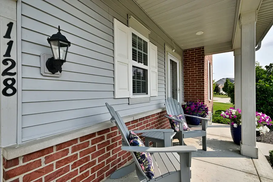 1128 Kingsmill Drive, Algonquin, IL 60102 - #3
