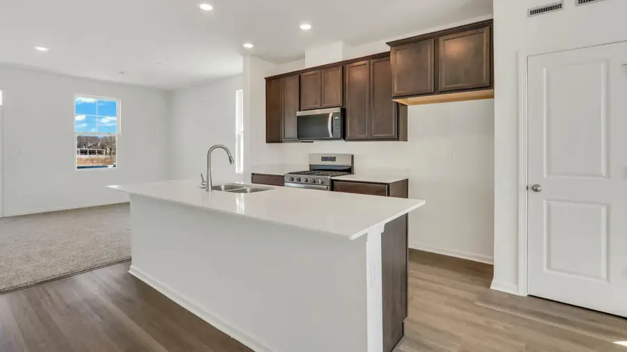 2048 Yellowstone Boulevard, Mundelein, IL 60060 - #3