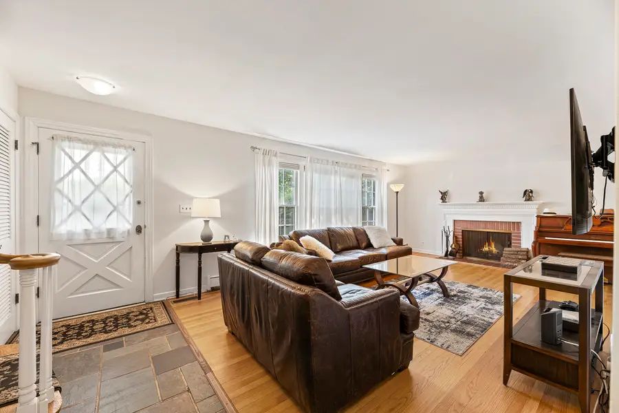 1130 E Lake Avenue, Glenview, IL 60025 - #3