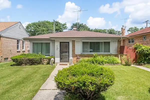 6209 N Caldwell Avenue, Chicago, IL 60646