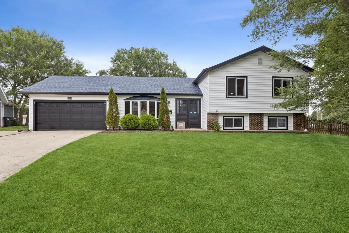 5701 Bedford Court, Hanover Park, IL 60133 - #1