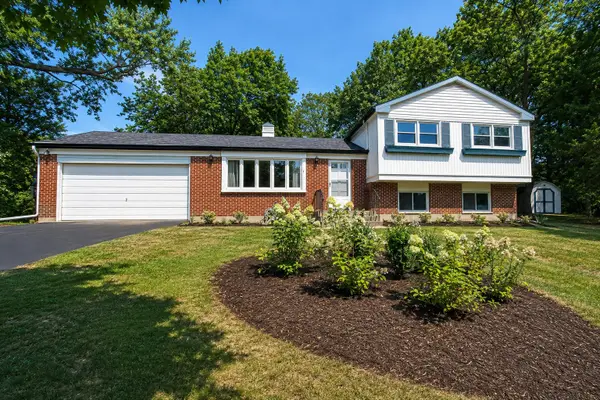 3506 S Kilkenny Drive, Crystal Lake, IL 60014