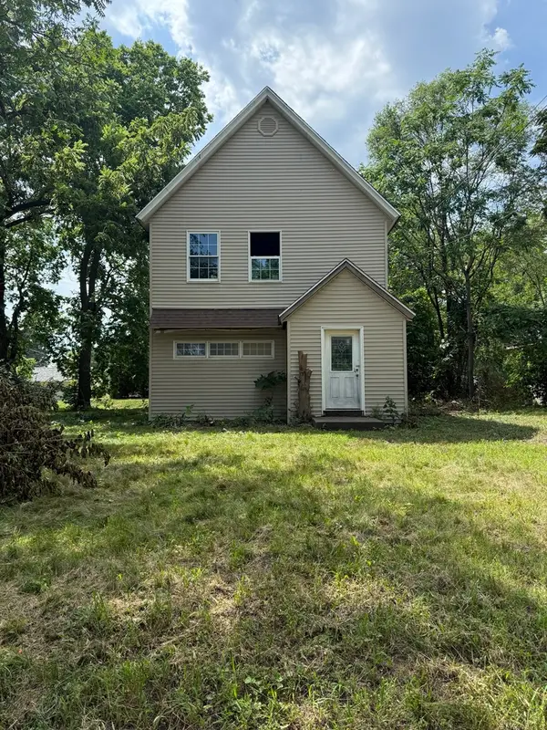 2132 9th Street, Rock Island, IL 61201