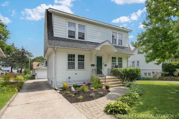 251 S Oakland, Elmhurst, IL 60126