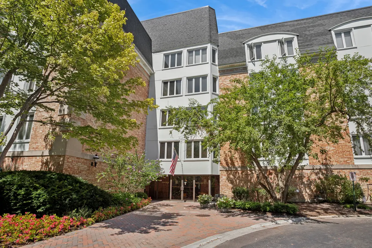 200 Lake Boulevard #428, Buffalo Grove, IL 60089 - #1