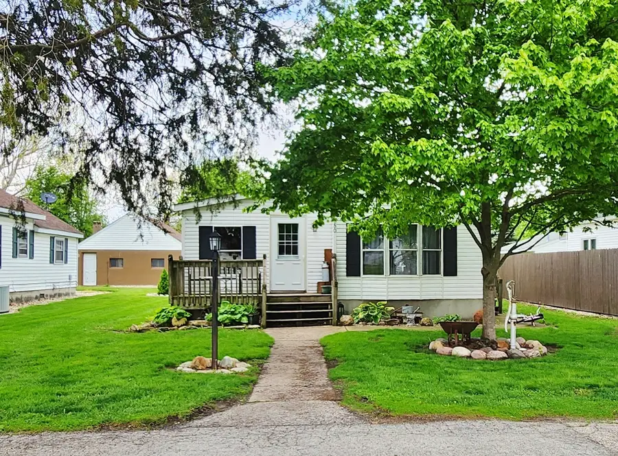 650 & 660 W Elm Street, South Wilmington, IL 60474 - #2