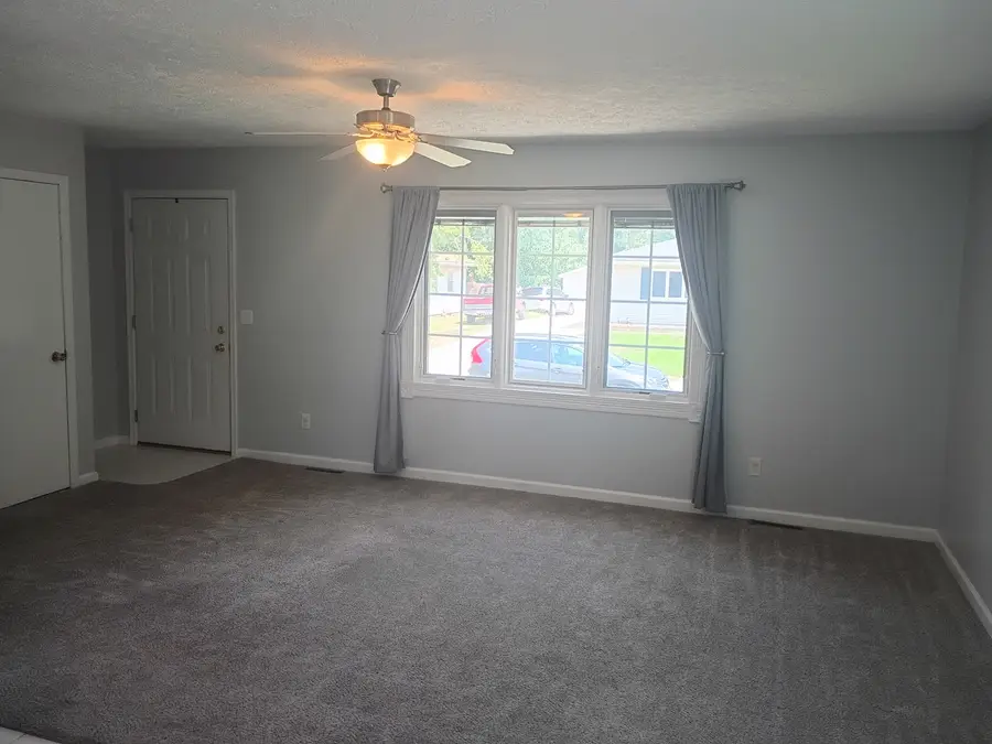1005 16th Street, Rapids City, IL 61275 - #2