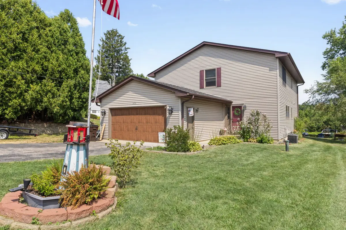 24724 74th Street, Paddock Lake, WI 53168 - #1