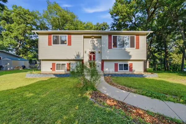 3006 E Hickory Drive, Wonder Lake, IL 60097
