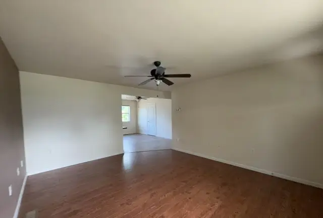 557 N Hickory Street, Centralia, IL 62801 - #3