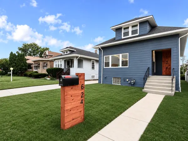 624 S 19th Avenue, Maywood, IL 60153